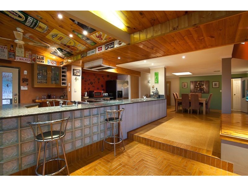 32 Lakevalley Drive, Edgewater WA 6027