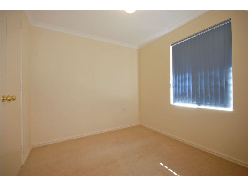 4/86 Ellersdale Avenue, Warwick WA 6024