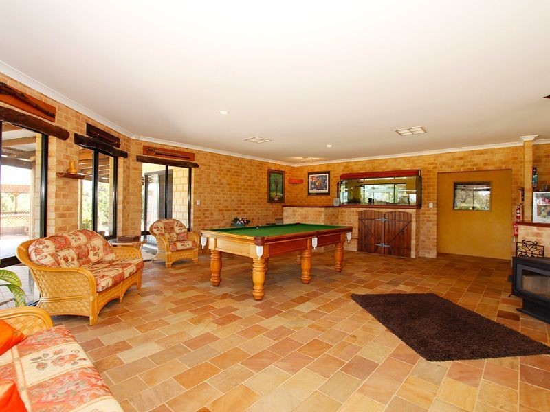 270 Ayrshire Loop, Lower Chittering WA 6084
