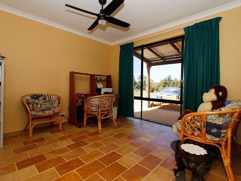 270 Ayrshire Loop, Lower Chittering WA 6084
