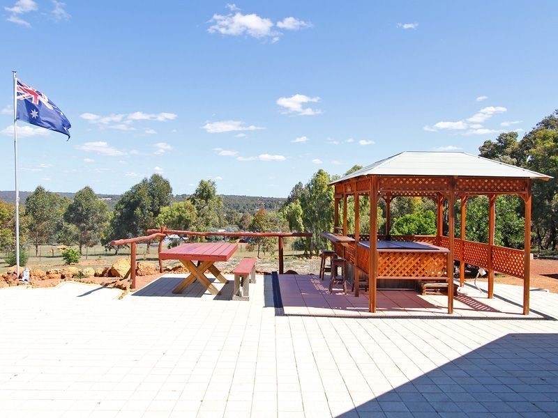 270 Ayrshire Loop, Lower Chittering WA 6084