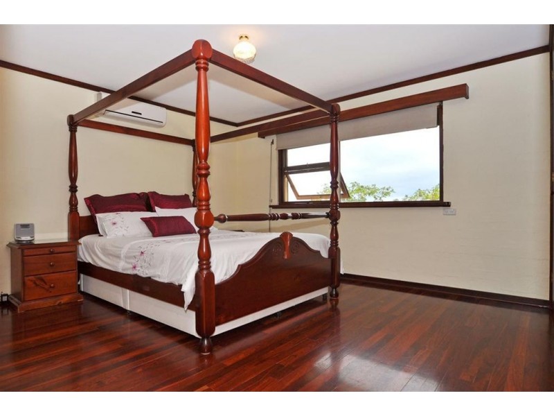 5 Oyster Court, Craigie WA 6025