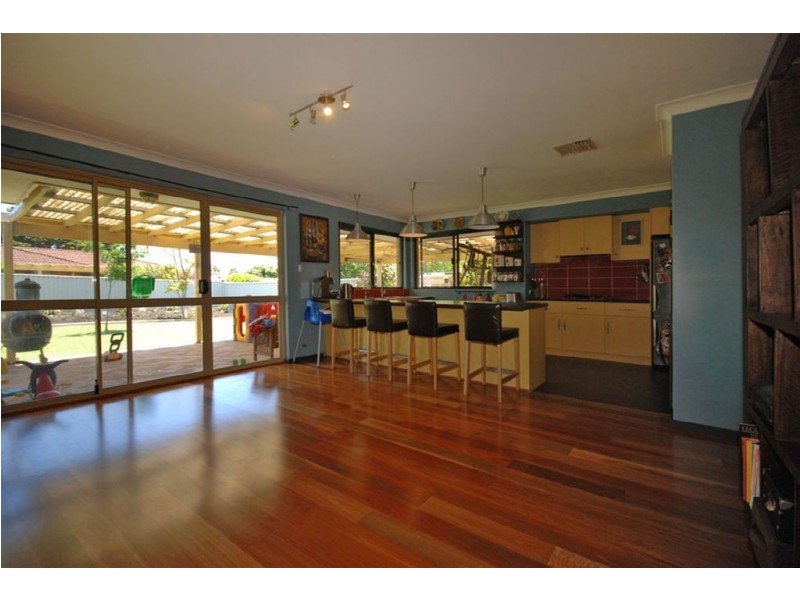 9 Fantome Road, Craigie WA 6025