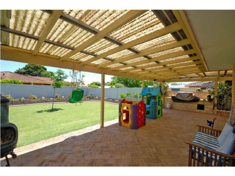 9 Fantome Road, Craigie WA 6025