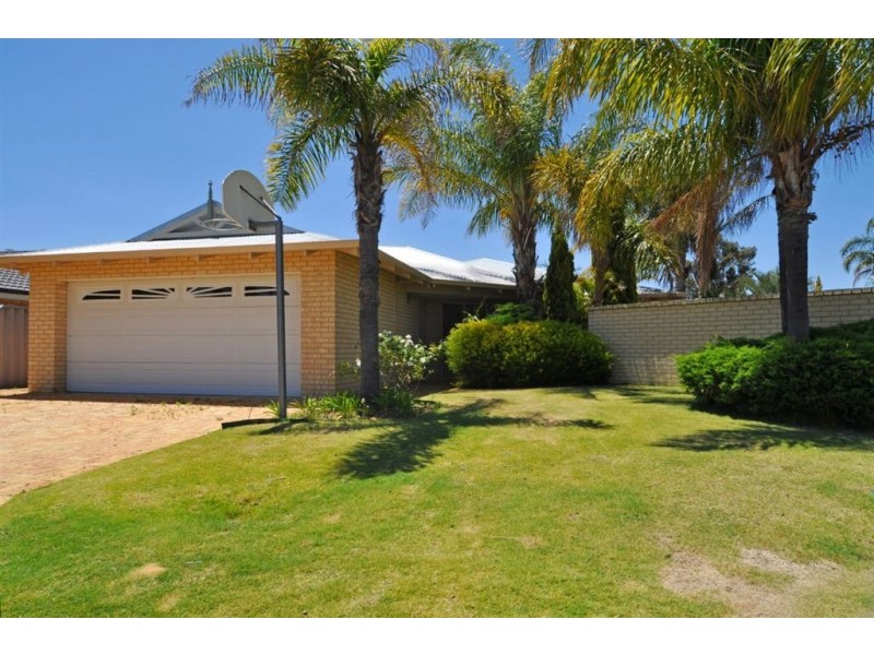 15 Grey-Smith Gardens, Woodvale WA 6026