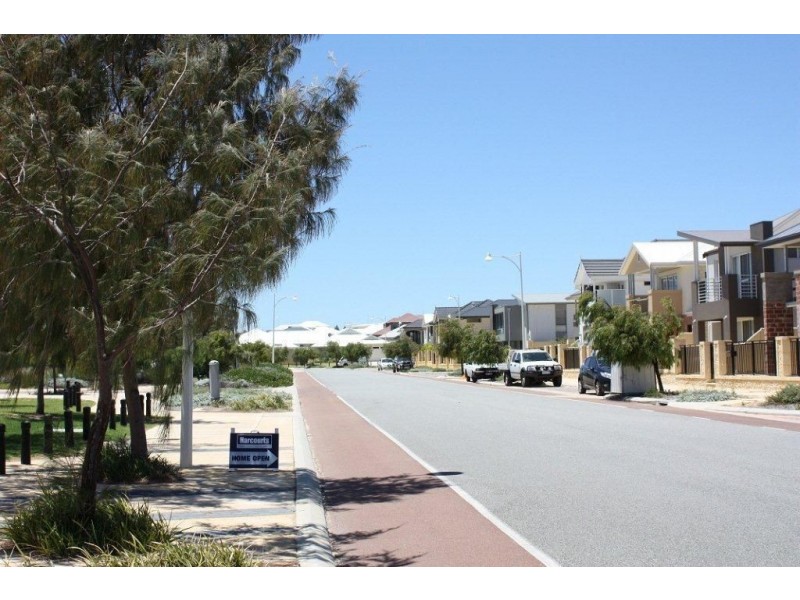 66 Grand Ocean Entrance, Burns Beach WA 6028