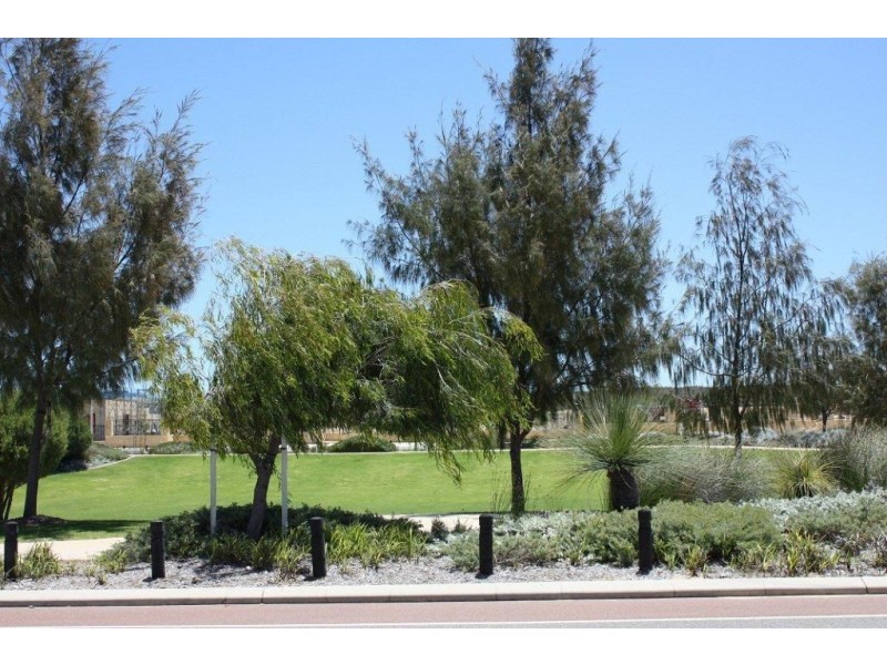 66 Grand Ocean Entrance, Burns Beach WA 6028