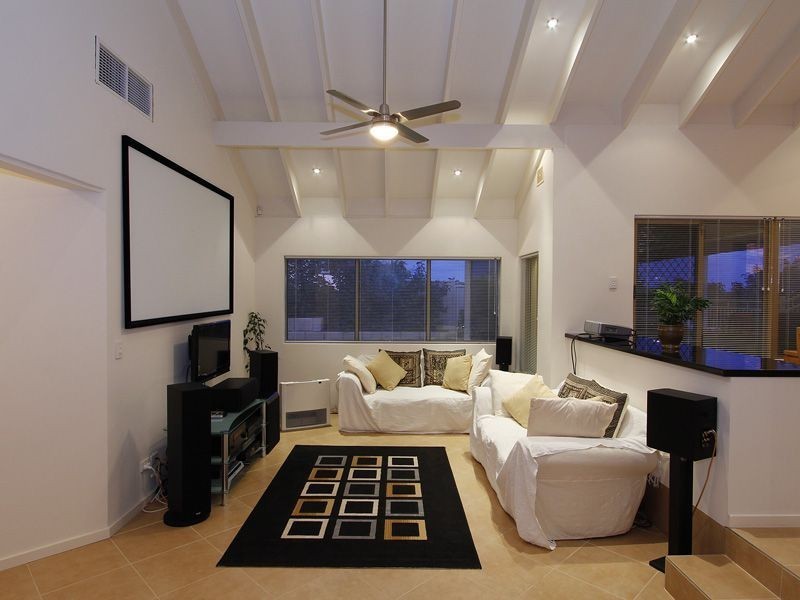 80 Southern Cross Circle, Ocean Reef WA 6027