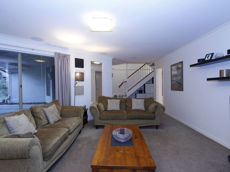 80 Southern Cross Circle, Ocean Reef WA 6027