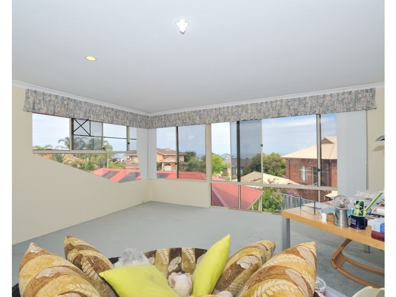 32 Westra Way, Ocean Reef WA 6027