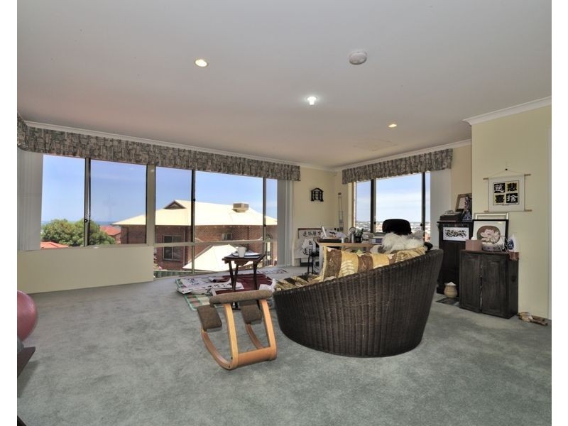 32 Westra Way, Ocean Reef WA 6027