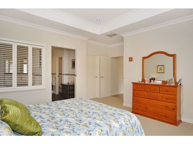 8 Kianga Crescent, Burns Beach WA 6028