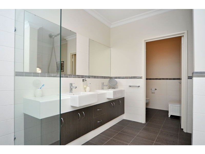 8 Kianga Crescent, Burns Beach WA 6028