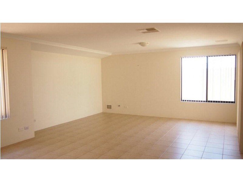 71 Cooper Street, Madeley WA 6065