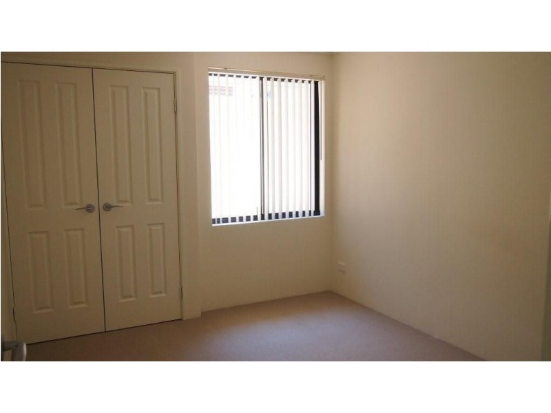 71 Cooper Street, Madeley WA 6065