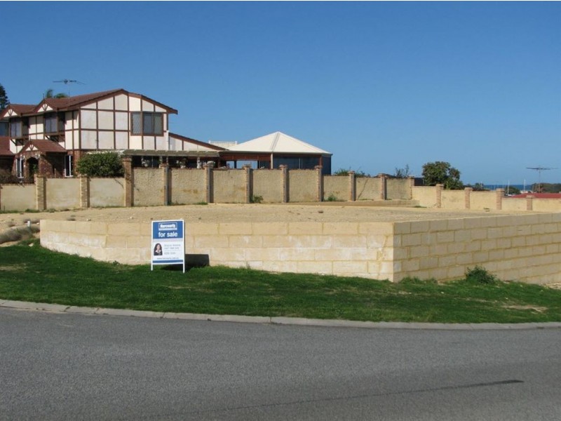 2 Courageous Place, Ocean Reef WA 6027