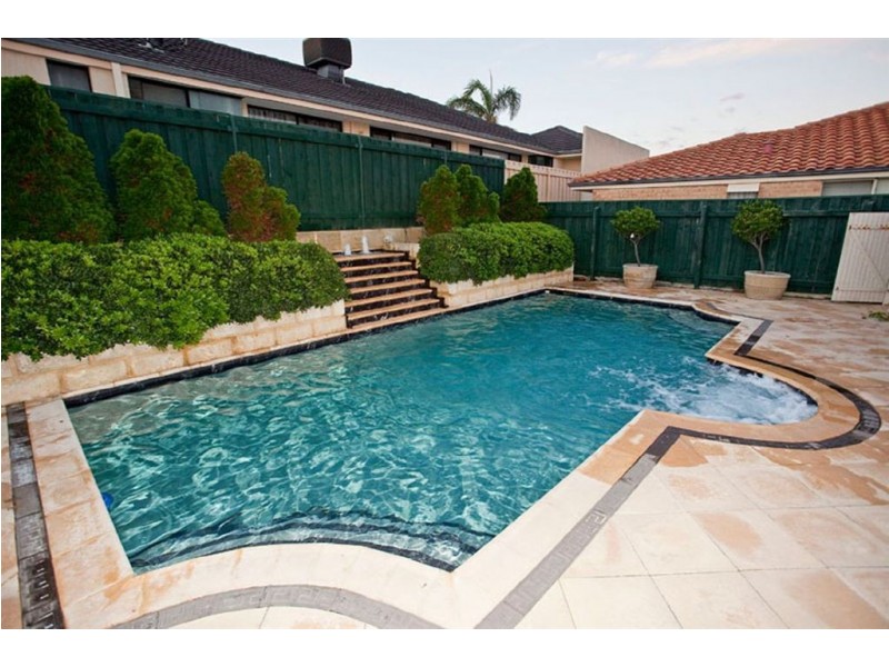 39 Meadowbrook Promenade, Currambine WA 6028