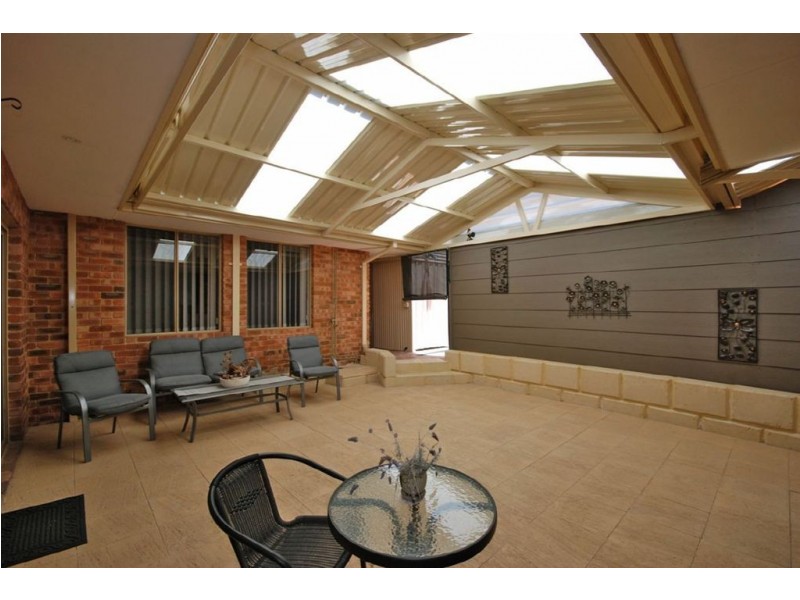 6 Passerine Close, Edgewater WA 6027