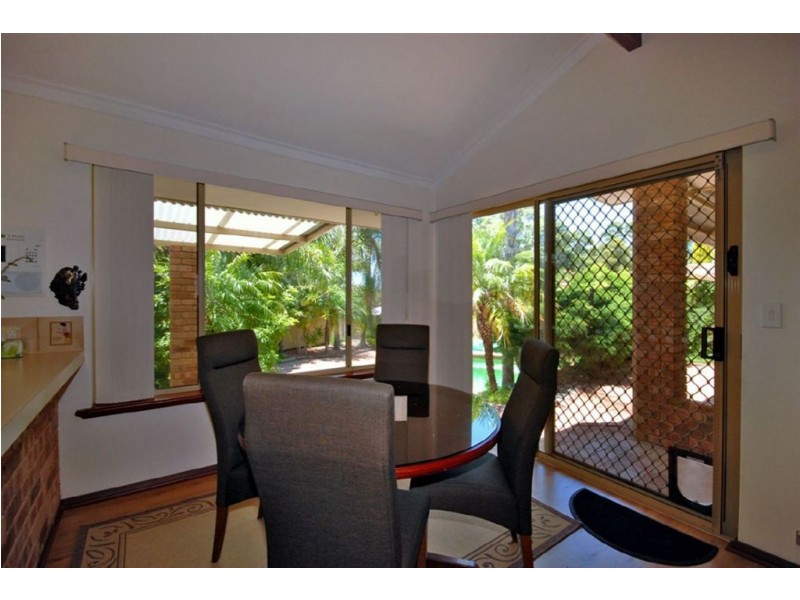 6 Passerine Close, Edgewater WA 6027