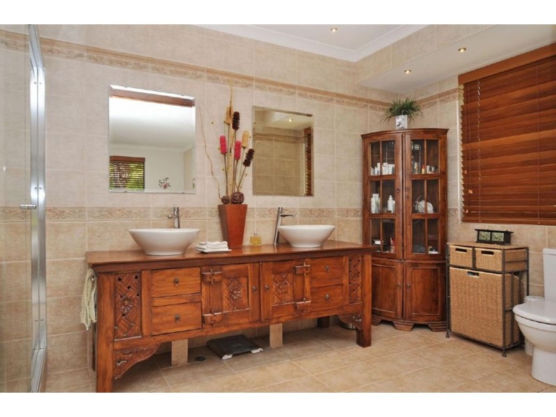 65 Wildflower Drive, Carramar WA 6031