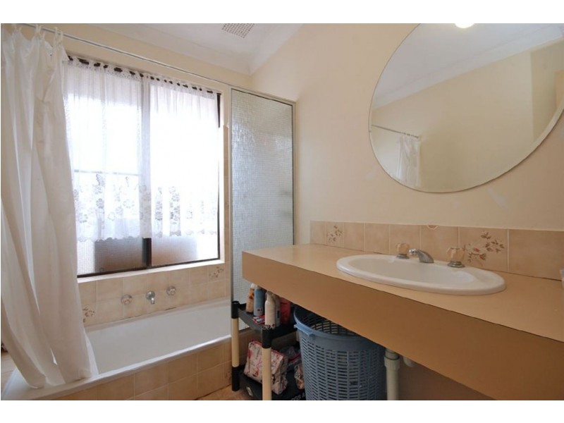 22 Dunham Way, Heathridge WA 6027