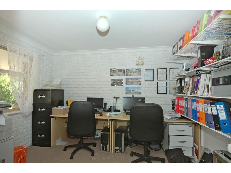 43 Wildflower Crescent, Carramar WA 6031