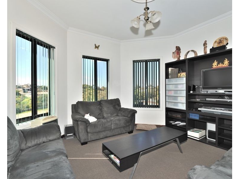 37 Graham Road, Quinns Rocks WA 6030