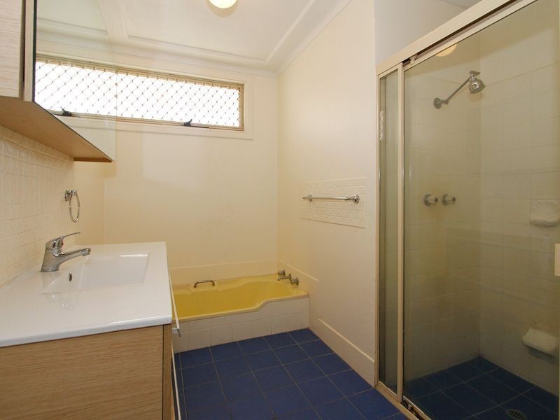 24 Mathews Place, Belmont WA 6104