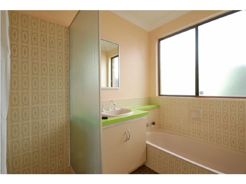 24 Voyage Road, Heathridge WA 6027