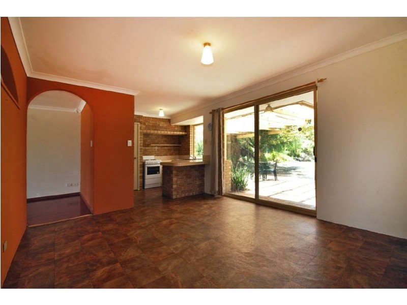 38 Manapouri Meander, Joondalup WA 6027