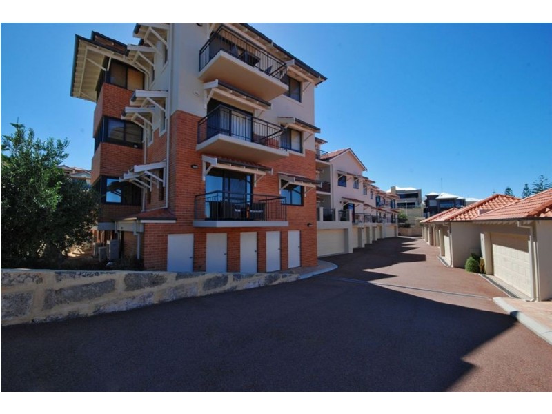 11/14 Itea Place, Mindarie WA 6030