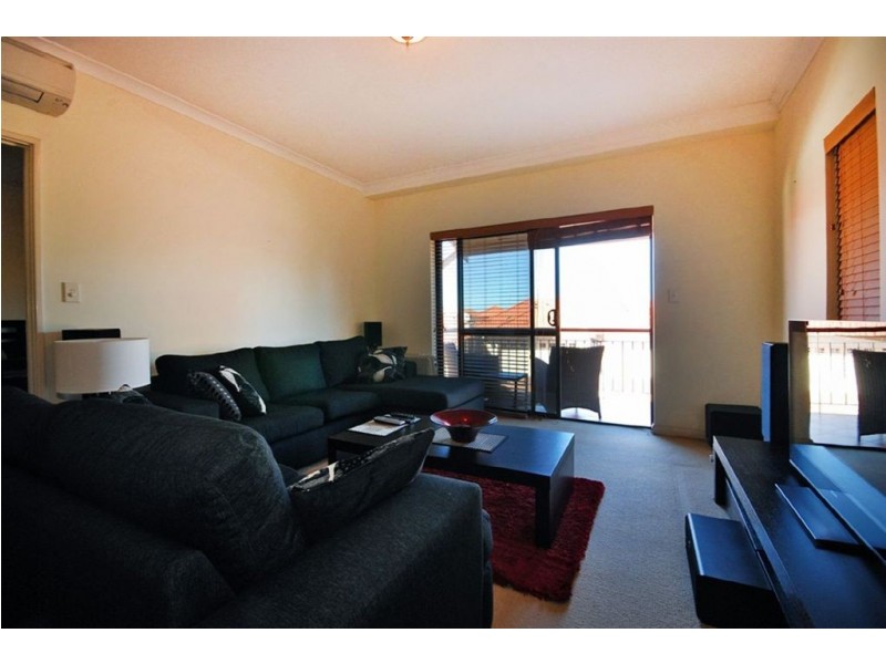 11/14 Itea Place, Mindarie WA 6030