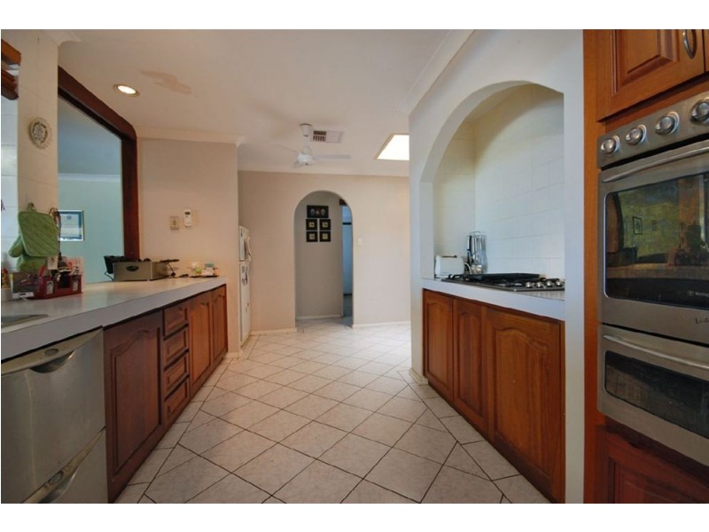 46 Lakeview Drive, Edgewater WA 6027