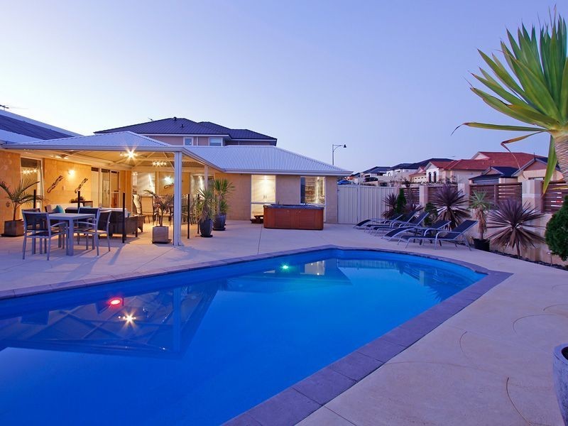 22 Hopewell Pass, Carramar WA 6031