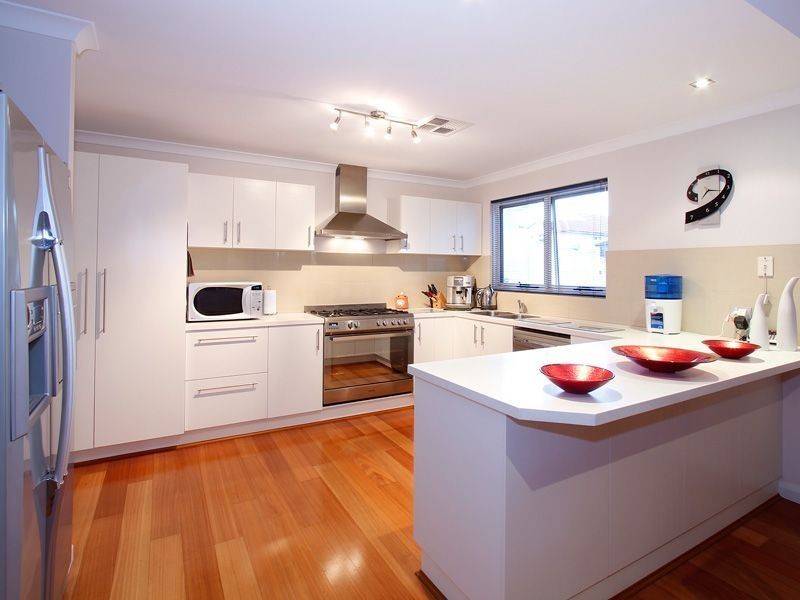 22 Hopewell Pass, Carramar WA 6031