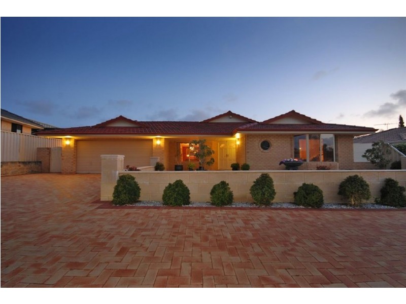 19 Oakland Hills Boulevard, Currambine WA 6028