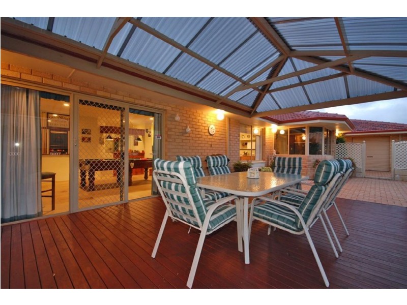 19 Oakland Hills Boulevard, Currambine WA 6028