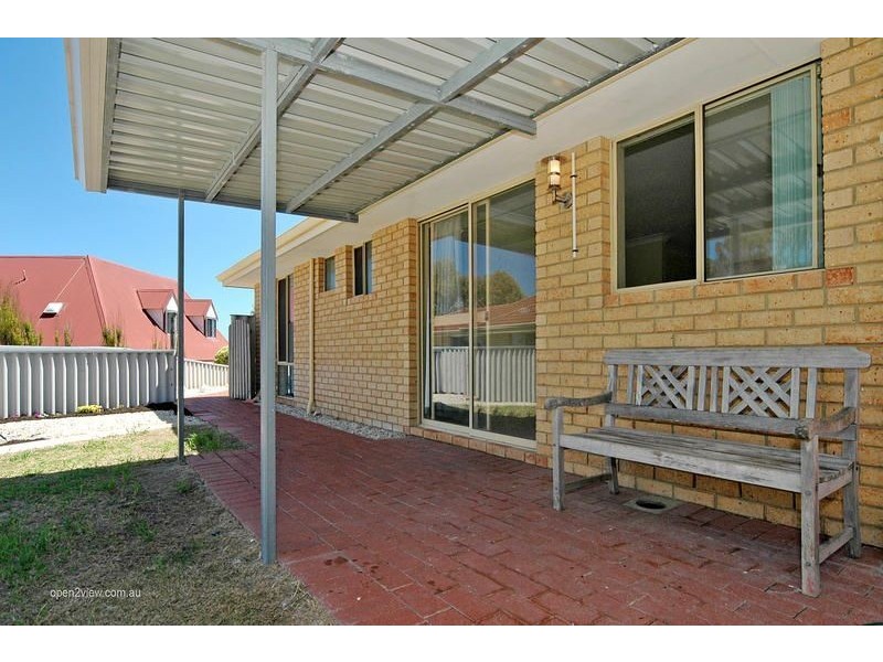 16 Mitchell Place, Two Rocks WA 6037