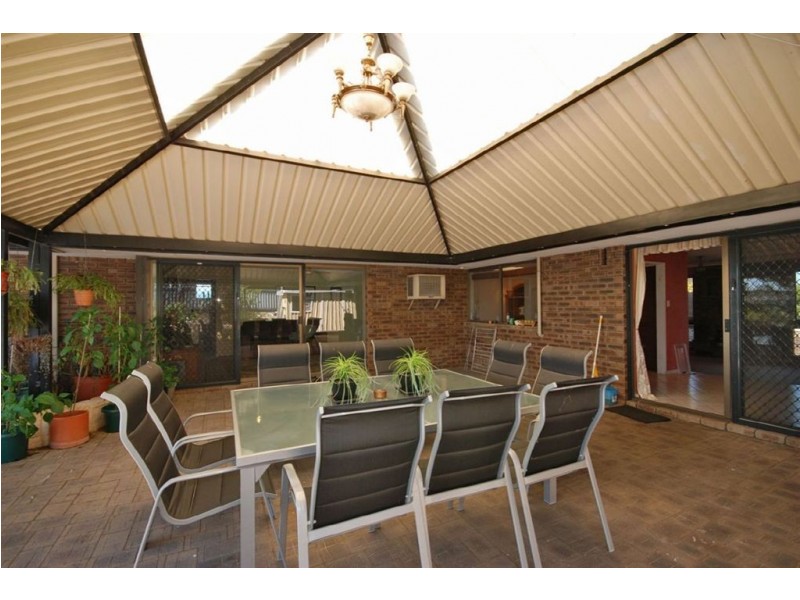 46 Lakeview Drive, Edgewater WA 6027