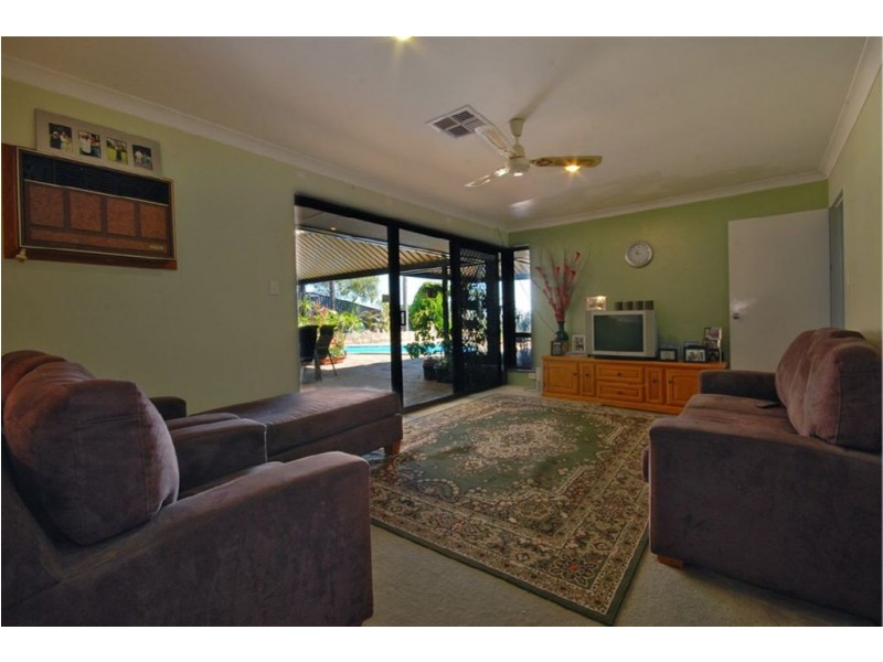 46 Lakeview Drive, Edgewater WA 6027