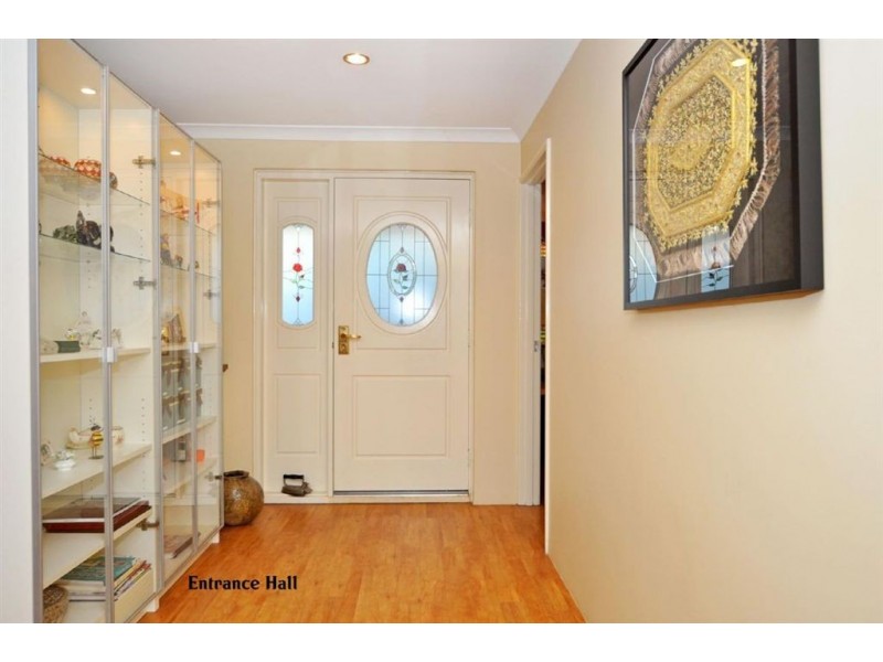 8 Sabina Park Drive, Madeley WA 6065