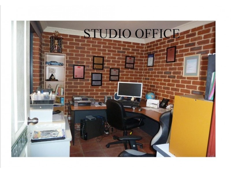 45 Merrang Circuit, Carramar WA 6031