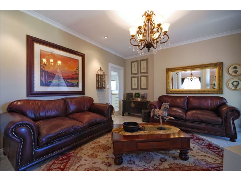 9 Marriot Turn, Currambine WA 6028