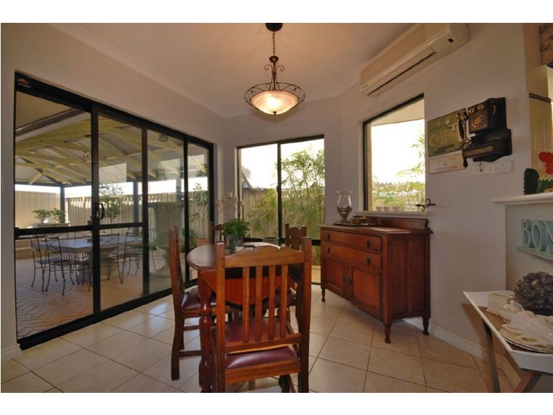 9 Marriot Turn, Currambine WA 6028