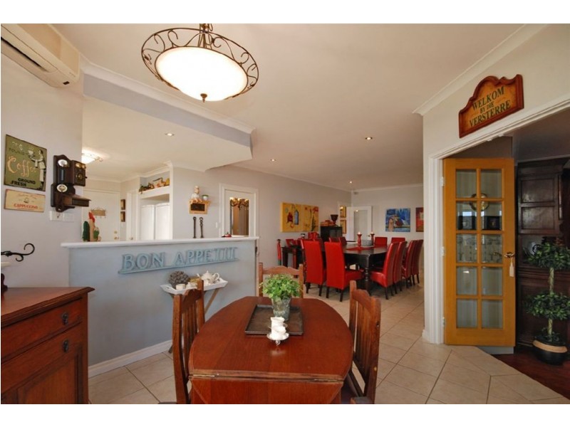 9 Marriot Turn, Currambine WA 6028