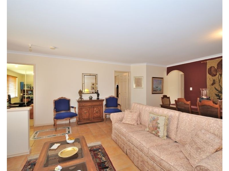 7 Cuchullin Court, Kinross WA 6028