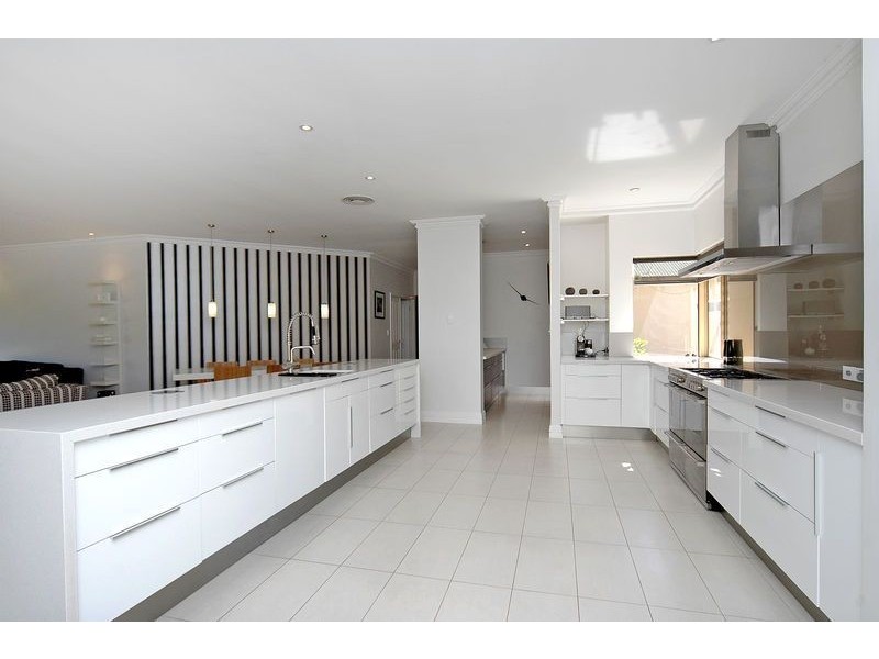 157 Lakelands Drive, Gnangara WA 6077