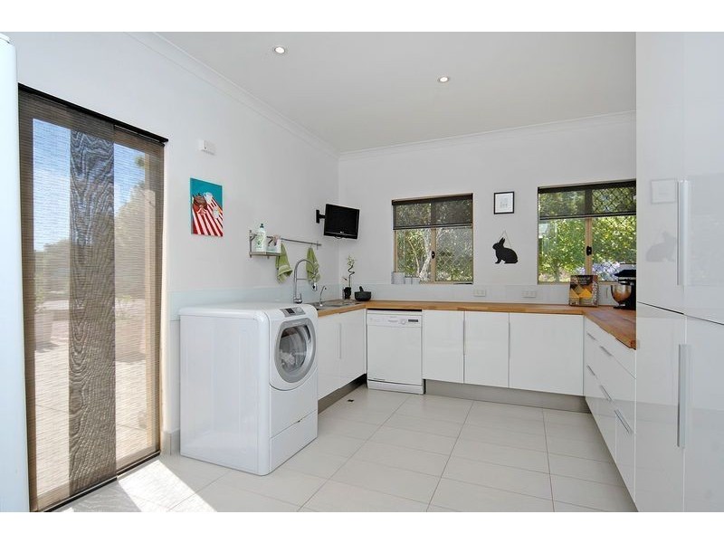 157 Lakelands Drive, Gnangara WA 6077