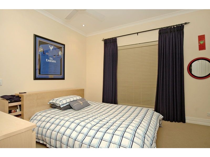 157 Lakelands Drive, Gnangara WA 6077