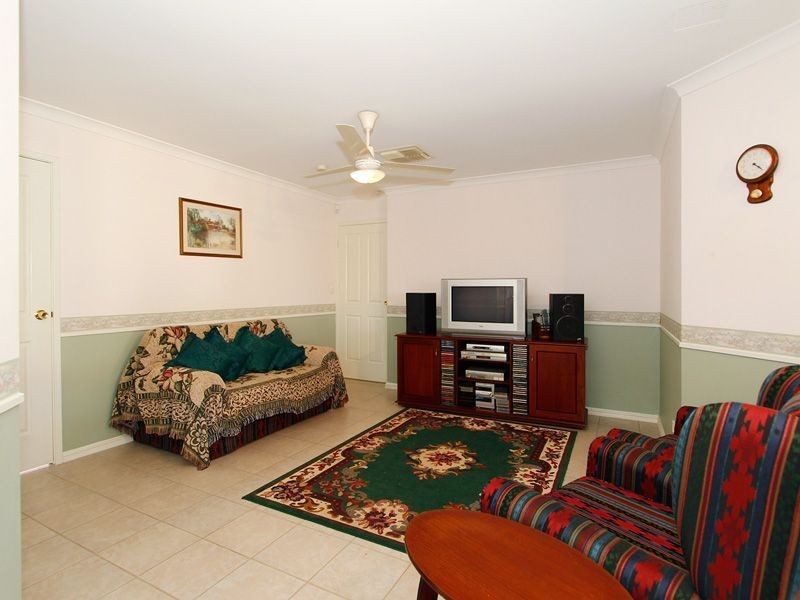 12 Canterbury Circle, Currambine WA 6028